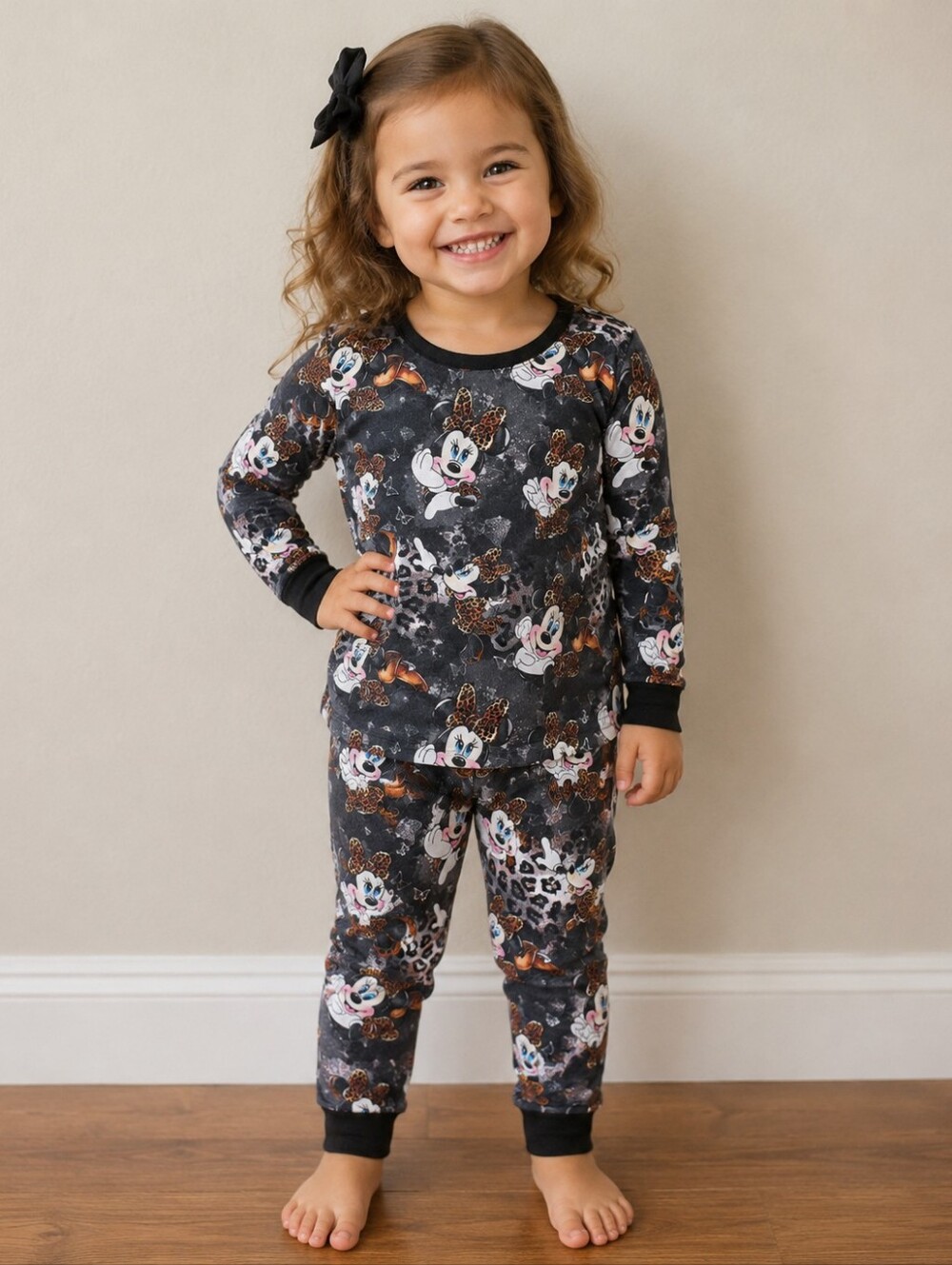 Minnie Mouse Bamboo PJ Set Girls Size 4T NWOT